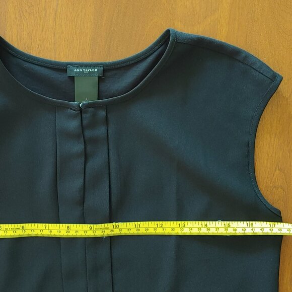 Ann Taylor Blouse - Picture 5 of 8
